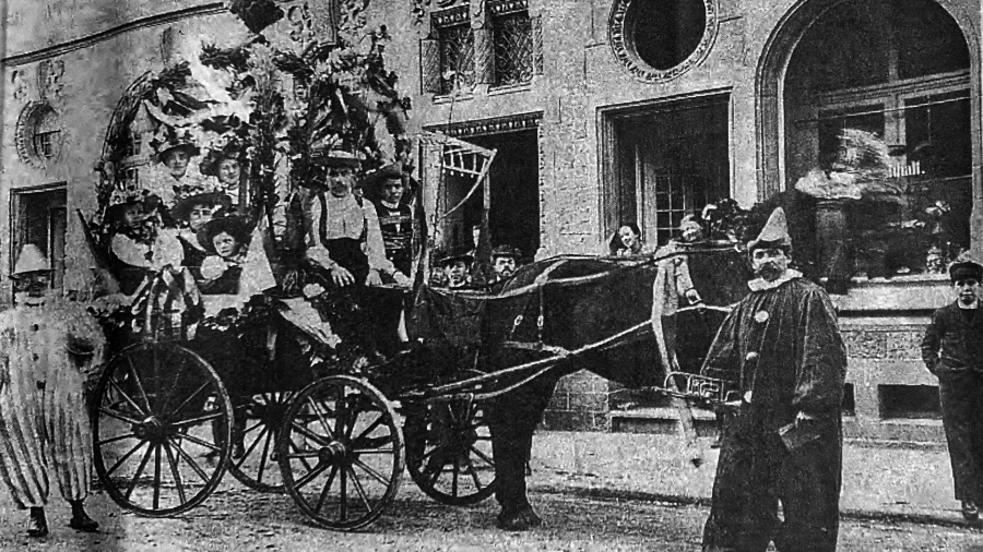 1901 Wagen der Karnevalsgesellschaft Heidelberg Neuenheim 